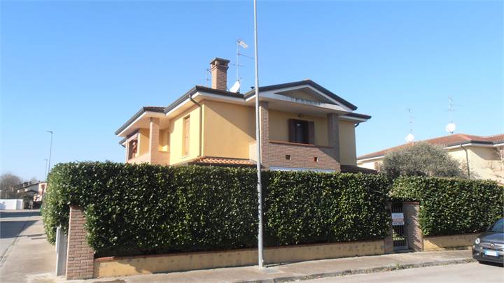 Villa Bifamiliare in vendita a Occhiobello
